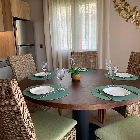 Θέρετρο La Marina Resort La Mariña