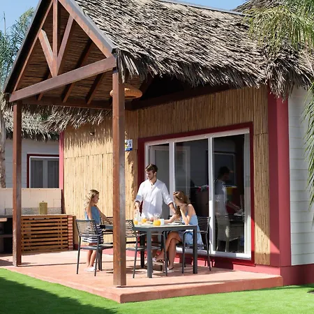 Θέρετρο La Marina Resort La Mariña