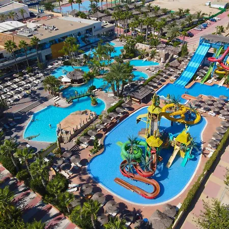 Rezort La Marina Resort