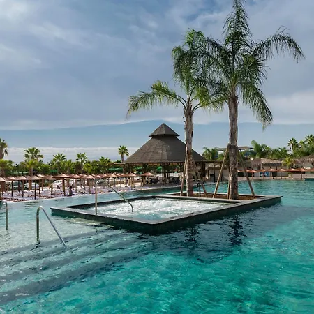 La Marina Resort Rezort La Mariña