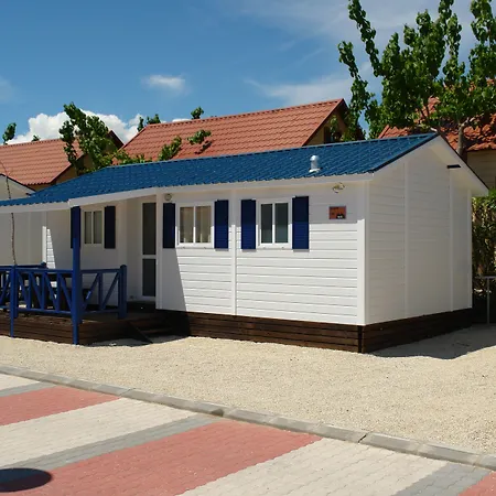 La Marina Resort Θέρετρο 5*