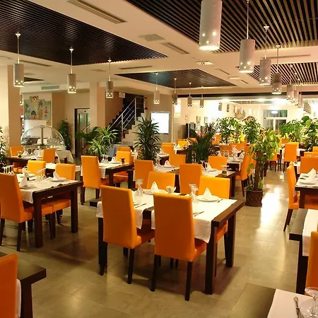 Resort La Marina Resort 5*