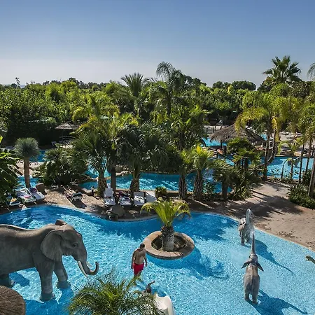 Rezort La Marina Resort