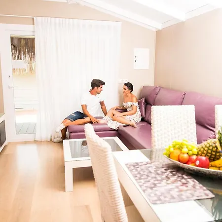 Feriested La Marina Resort